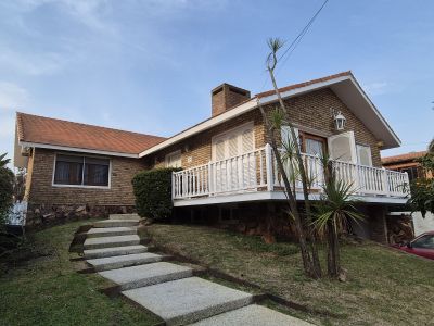 Casa en Venta en Barra de Carrasco, Ciudad de la Costa, Canelones