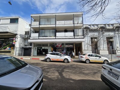 Apartamento en Venta en Centro, Salto, Salto