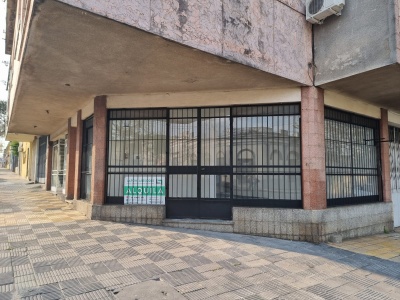 Local Comercial en Alquiler en CENTRO, Salto, Salto