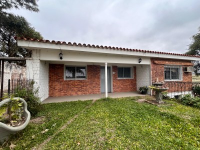 Casa en Alquiler en Barrio Lujan, Salto, Salto