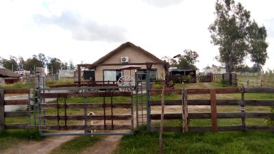 Casa en Alquiler en Los Arrayanes, Soriano