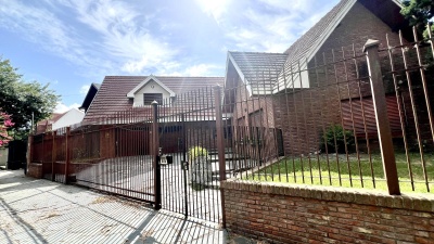 CHALET en Venta en Temperley, Buenos Aires