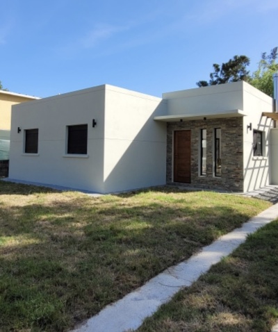 Casa en Alquiler en Lomas de Solymar, Ciudad de la Costa, Canelones