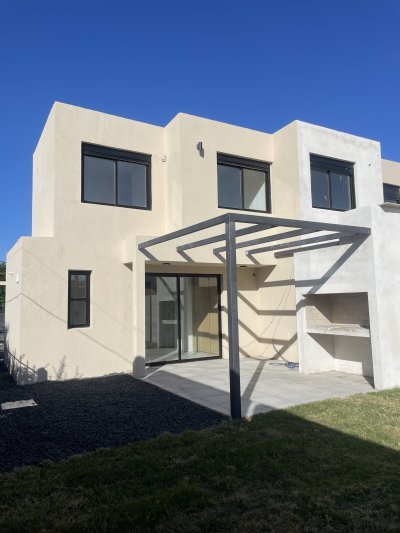 Casas en Venta en San José de Carrasco, Ciudad de la Costa, Canelones