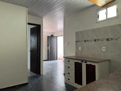 Apartamento en Alquiler en Pérez Castellanos, Montevideo