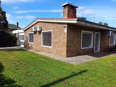 Casa en Alquiler en Carrasco, Montevideo