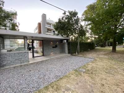 Apartamento en Alquiler en Parque Miramar, Ciudad de la Costa, Canelones