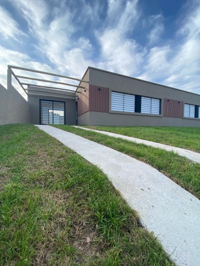 Casa en Venta,  Alquiler en Lagomar, Ciudad de la Costa, Canelones