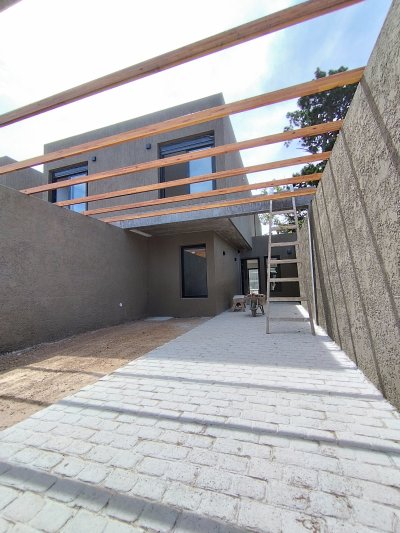 Casa en Venta en Solymar, Ciudad de la Costa, Canelones