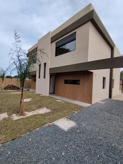 Casa en Venta en Médanos de Solymar, Ciudad de la Costa, Canelones