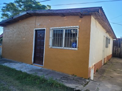 Casa en Alquiler en Lagomar, Ciudad de la Costa, Canelones