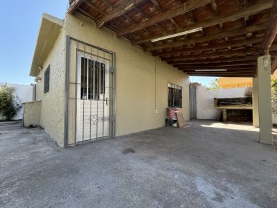 Casa en Alquiler en Lagomar, Ciudad de la Costa, Canelones