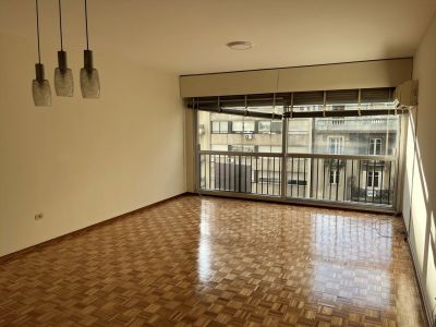 Apartamento en Venta en Centro, Montevideo