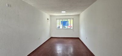 Apartamento en Alquiler en Centro, Salto, Salto