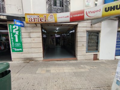 Local Comercial en Alquiler en CENTRO, Salto, Salto